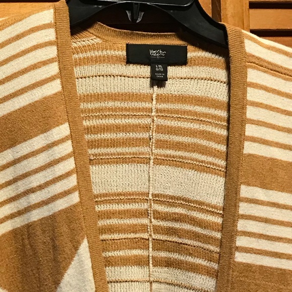 Mossimo Tan & Cream Striped Knit Sweater Poncho - Picture 8 of 12